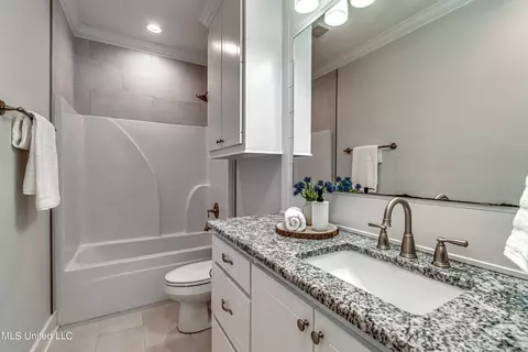 Bath - 400 Brazos Dr, Brandon, MS 39047 photo 5 of 5