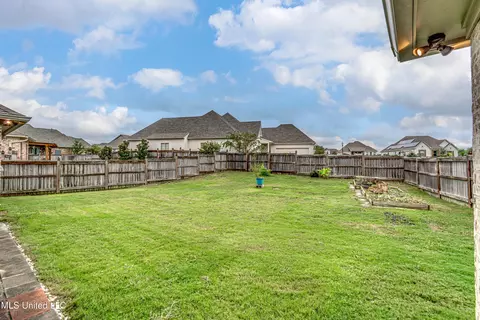 Exterior - 400 Brazos Dr, Brandon, MS 39047 photo 8 of 8