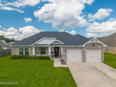 7920 Park Rd, Biloxi, MS 39532