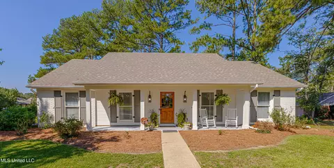 122 Oak Ridge Cir, Madison, MS 39110