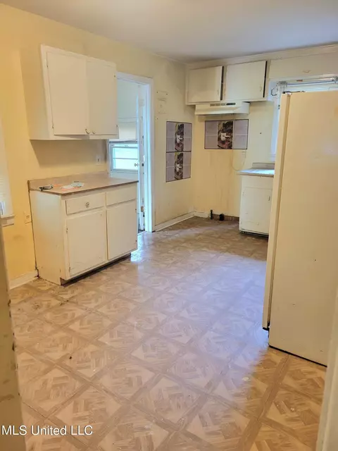 Other - 1032 Capri Circle Cir, Jackson, MS 39209 photo 2 of 4