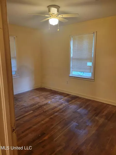 Bedroom - 1032 Capri Circle Cir, Jackson, MS 39209 photo 2 of 2