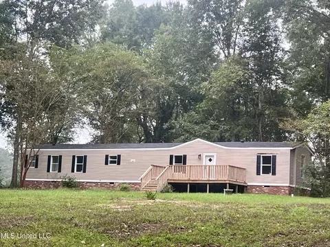 1755 Seaton Rd, Raymond, MS 39154