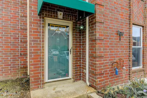 449 Blair Dr, Southaven, MS 38671