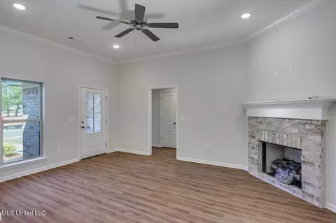 2065 Pebble Creek Dr, Brandon, MS 39042 photo 3
