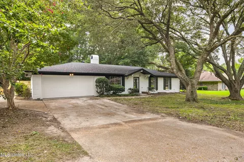 113 Diane Pl, Clinton, MS 39056