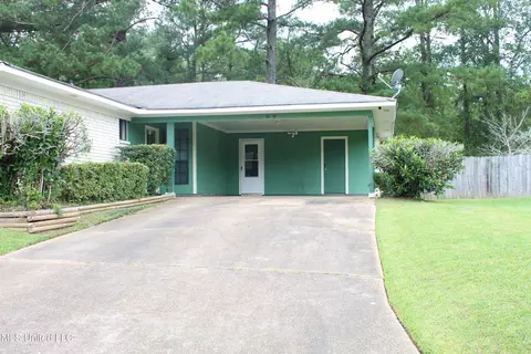 1505 Vernon Cir, Jackson, MS 39204 photo 2