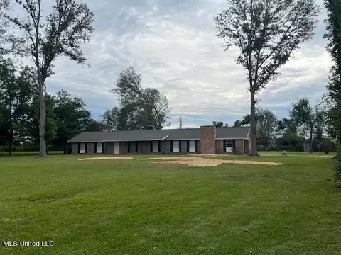 235 Salem Rd, Forest, MS 39074