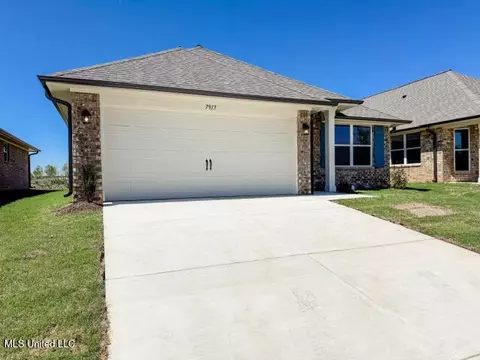 7917 Gardendale Dr, Olive Branch, MS 38654 photo 2