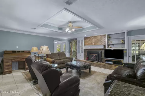 152 Lakeview Rd, Brandon, MS 39047 photo 9