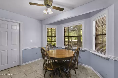 152 Lakeview Rd, Brandon, MS 39047 photo 14