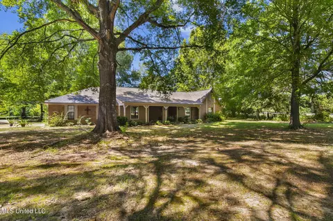 152 Lakeview Rd, Brandon, MS 39047 photo 3