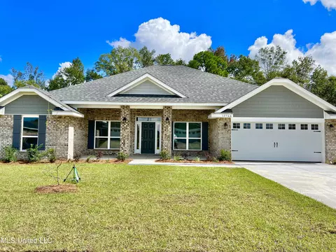 15764 Rachael Dr, Gulfport, MS 39503