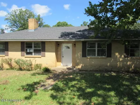 4521 Mt Olivet Rd, Batesville, MS 38606