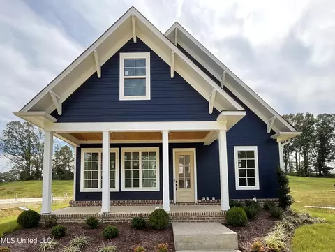 3119 N Ac Freeman Dr, Hernando, MS 38632