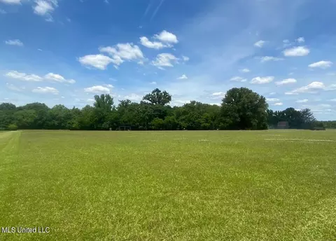 551 Sharon Rd, Canton, MS 39046