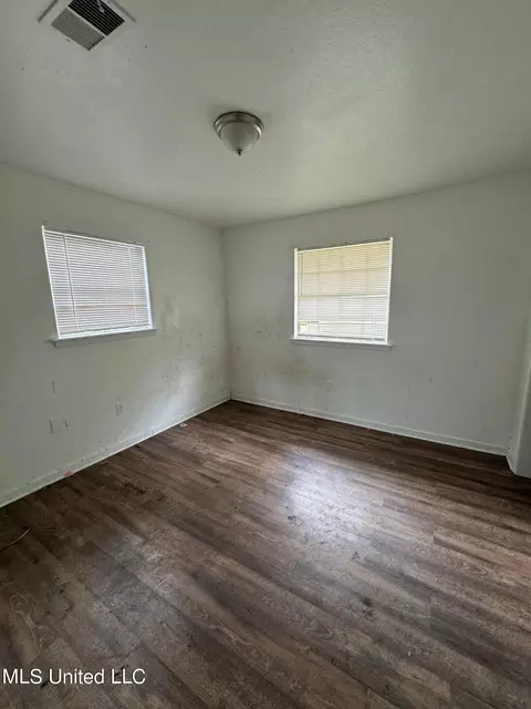 1162 Marble St, Jackson, MS 39212 photo 9