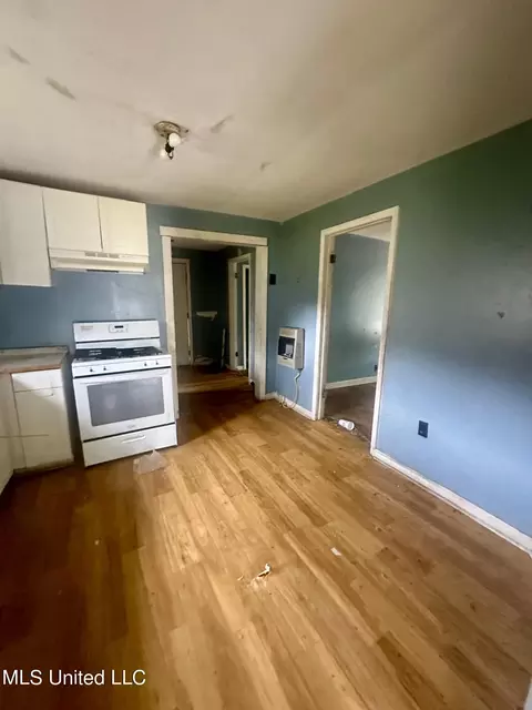 Other - 1030 Pine Hill St, Grenada, MS 38901 photo 2 of 6