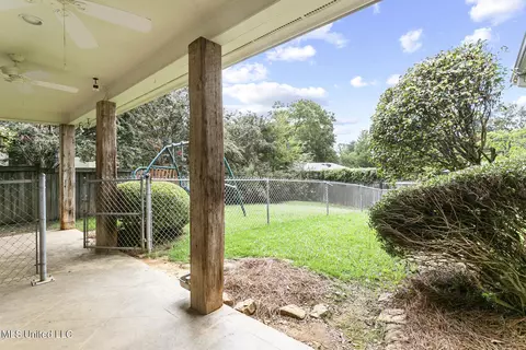 Exterior - 21 Pear Orchard Park, Jackson, MS 39211 photo 4 of 7