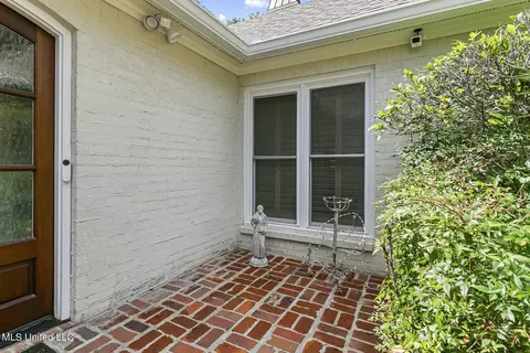 Exterior - 21 Pear Orchard Park, Jackson, MS 39211 photo 3 of 7