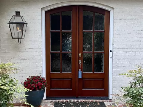 Entry Way - 21 Pear Orchard Park, Jackson, MS 39211 photo 1 of 2
