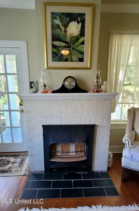 205 W Jasper St, Brandon, MS 39042 photo 5