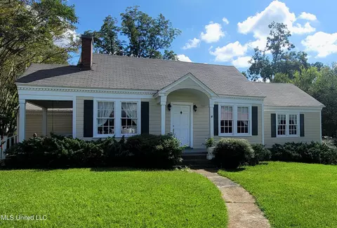205 W Jasper St, Brandon, MS 39042 photo 2