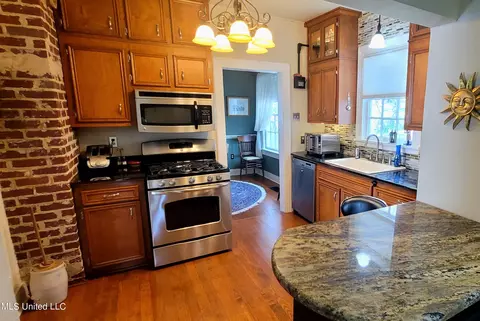 205 W Jasper St, Brandon, MS 39042 photo 9