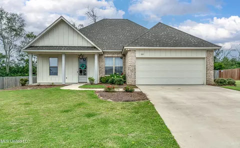 242 Buttonwood Ln, Canton, MS 39046