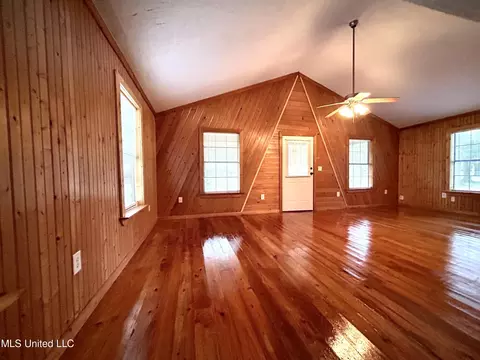 113 Joe Thomas Rd, Lucedale, MS 39452 photo 2