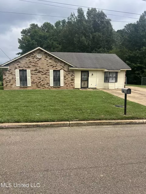 5386 Wynndike Rd, Jackson, MS 39209