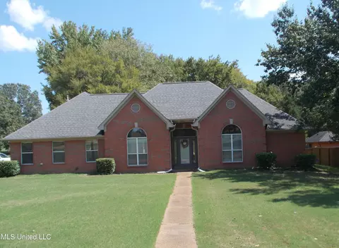 5992 Roman Hill Dr, Olive Branch, MS 38654