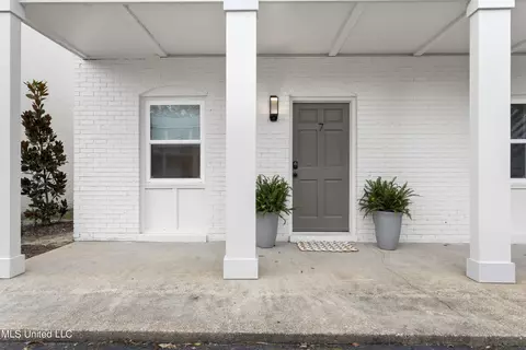 114 Ethel Cir #28, Ocean Springs, MS 39564