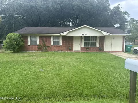 6519 Herring St, Moss Point, MS 39563