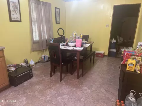 6519 Herring St, Moss Point, MS 39563 photo 5