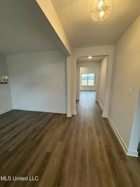 Entry Way - 13564 Birch Bnd, Olive Branch, MS 38654 photo 1 of 1