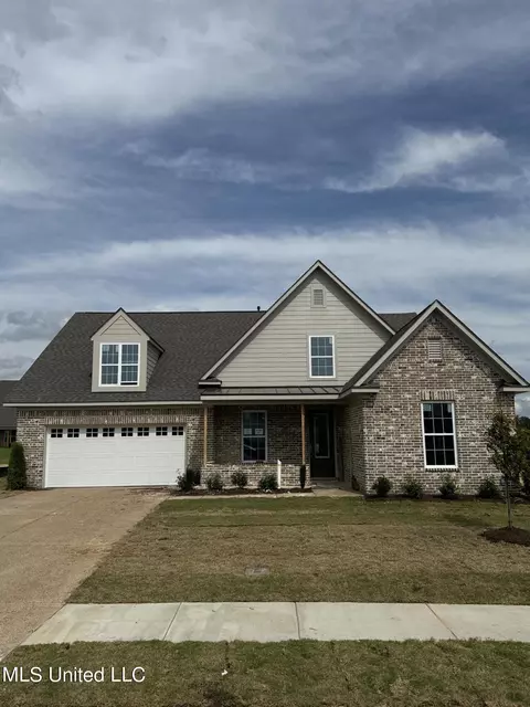 Exterior - 13564 Birch Bnd, Olive Branch, MS 38654 photo 1 of 2