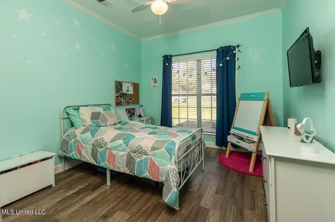 Bedroom - 1394 Village Wood Dr, Hernando, MS 38632 photo 4 of 4