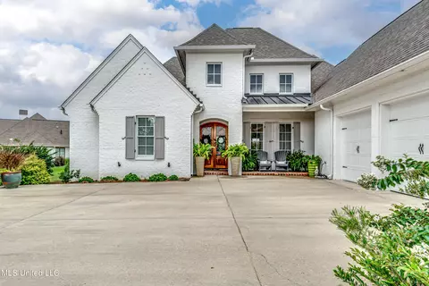 315 Lake Village Dr, Madison, MS 39110