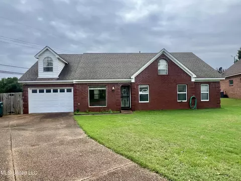 7025 Pecan Hill Rd, Southaven, MS 38671