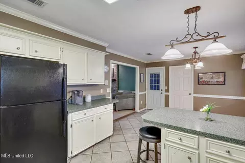 Kitchen - 3907 Kimbell Rd, Terry, MS 39170 photo 3 of 3