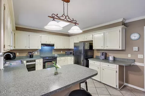 Kitchen - 3907 Kimbell Rd, Terry, MS 39170 photo 1 of 3