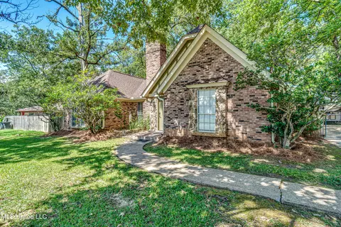 302 Camelia Trl, Brandon, MS 39047 photo 9