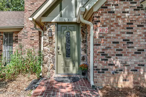 302 Camelia Trl, Brandon, MS 39047 photo 5