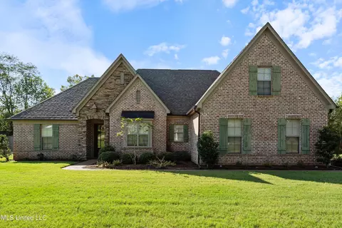 653 Ridge View Dr, Hernando, MS 38632