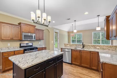 653 Ridge View Dr, Hernando, MS 38632 photo 7
