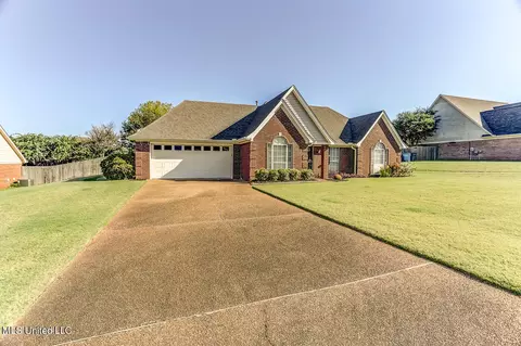 2120 Heather Rdg, Southaven, MS 38672