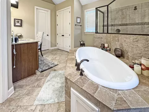 7748 Grindstone Cv, Olive Branch, MS 38654 photo 14