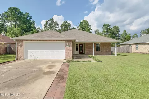 13125 Sunview Cv, Vancleave, MS 39565