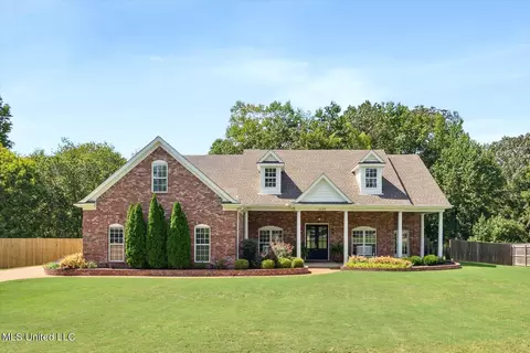 1597 Wood Lane Dr, Olive Branch, MS 38654